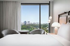 HALL Park Hotel, Autograph Collection