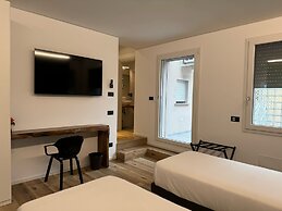 AdisArtur Elegant Rooms