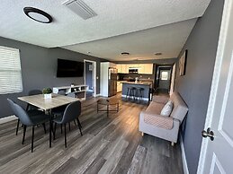 Gran casa para 8 cerca de Atraciones