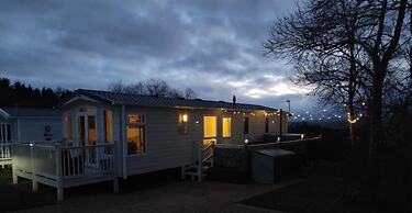 Luxury Rural Hottub Lodge in Northumberland