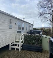 Luxury Rural Hottub Lodge in Northumberland