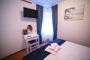 For-A Apartmani