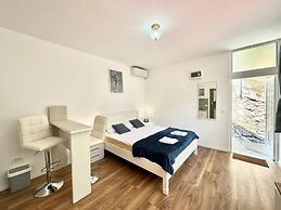 For-A Apartmani