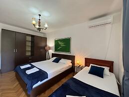 For-A Apartmani