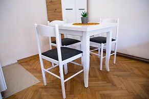 For-A Apartmani