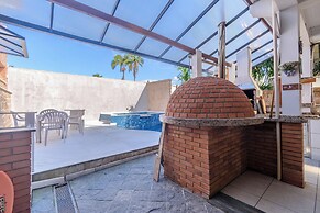 Casa piscina e lazer 50m praia Lagoinha