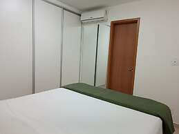 Apto 2 Q ao lado do Hospital Premium