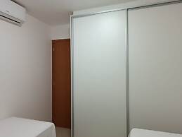 Apto 2 Q ao lado do Hospital Premium