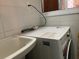 Apto 2 Q ao lado do Hospital Premium