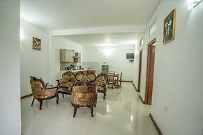 Spacious 4-bed Apartment in Katugastota
