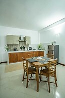 Spacious 4-bed Apartment in Katugastota
