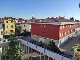 Panay Apartment City Home Holiday