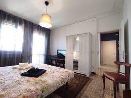 Panay Apartment City Home Holiday