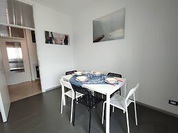 Panay Apartment City Home Holiday