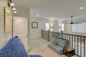 Chic Anchorage Townhome < 1 Mi to Kincaid Park!