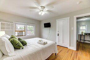 Cincinnati Apartment: 1 Mi to Hyde Park Square!