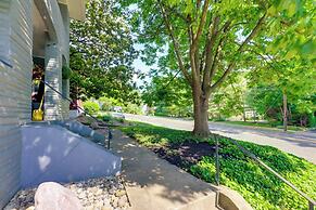 Cincinnati Apartment: 1 Mi to Hyde Park Square!