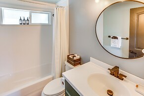 Walk to Slopes: Gem w/ Hot Tub in Big Bear Lake