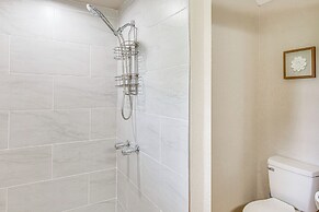 Yantis Retreat on 10 Acres: Steps to Lake Fork!