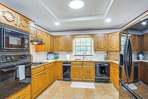 Yantis Retreat on 10 Acres: Steps to Lake Fork!