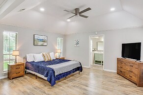 Yantis Retreat on 10 Acres: Steps to Lake Fork!