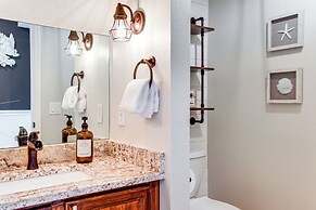 Dog-friendly Bradenton House w/ Pool & Game Room!