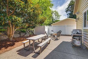 Rockaway Beach Home w/ Hot Tub: Half Mi to Beach!