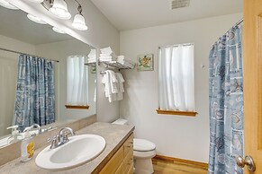 Rockaway Beach Home w/ Hot Tub: Half Mi to Beach!