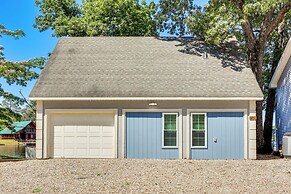 Waterfront Lake Hamilton Vacation Rental w/ Dock!