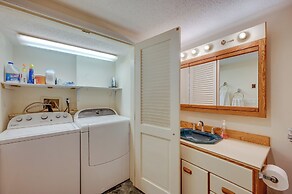 Ski-in Condo w/ Hot Tub on Burke Mtn Slopes!