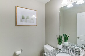 Utah Retreat w/ Patio, Gas Grill & Mountain Views!