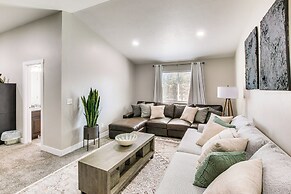 Utah Retreat w/ Patio, Gas Grill & Mountain Views!