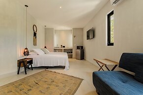 Casa Aluxes Guesthouse