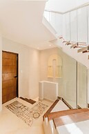 Casa Aluxes Guesthouse