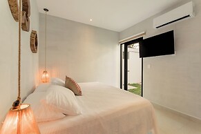 Casa Aluxes Guesthouse