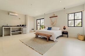 Casa Aluxes Guesthouse