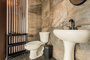 Casa Aluxes Guesthouse