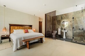 Casa Aluxes Guesthouse