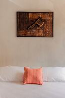 Casa Aluxes Guesthouse