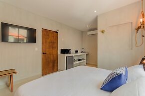 Casa Aluxes Guesthouse