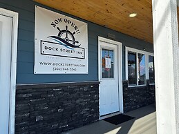 Dock Street Inn