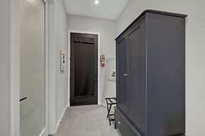 The Bentley Hotel - Marilyn Monroe Room - Hill Country View