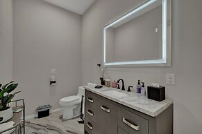 The Bentley Hotel - James Bond Suite - Pool View