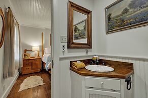 Town Creek Cabin Walk to Main St