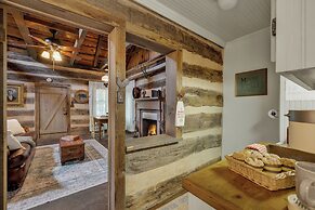 Town Creek Cabin Walk to Main St