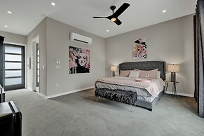 The Bentley Hotel - Coco Chanel Room - Pool View