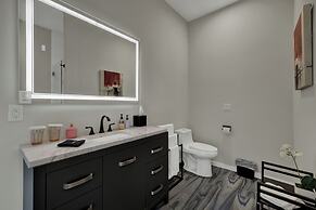 The Bentley Hotel - Sophia Loren Room - Pool View