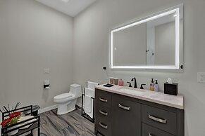 The Bentley Hotel - Andy Worhol Room - Hill Country View