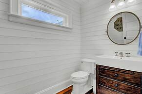 Be a Sullivans Local! 1307 Cove Avenue by Avantstay Pool + Outdoor Liv