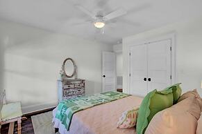 Be a Sullivans Local! 1307 Cove Avenue by Avantstay Pool + Outdoor Liv